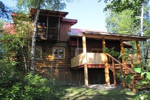 Cedar Crest Cottage at Abram Lake